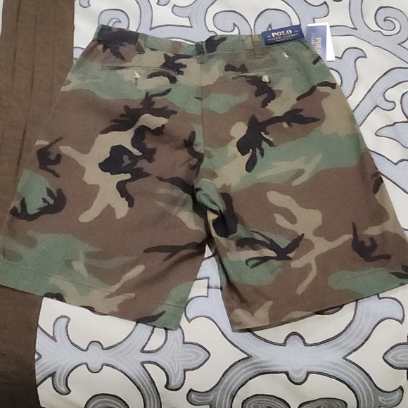 SOLD!!! $98.50 Polo Ralph Lauren Men's Camo Shorts "Relaxed Fit" Size 32 - Picture 5 of 10